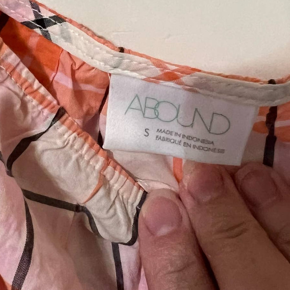 ABOUND Coral Plaid Puff Sleeve Crop Top Cottagecore Ruched Front Blouse‎ Size S - Picture 2 of 9